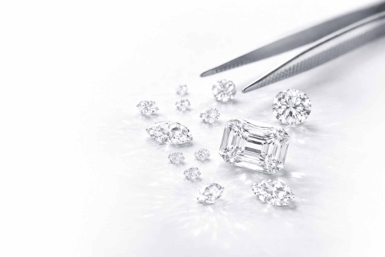 Diamantes creados en laboratorio: qué son y por qué cada vez más parejas los eligen - The Bright Club