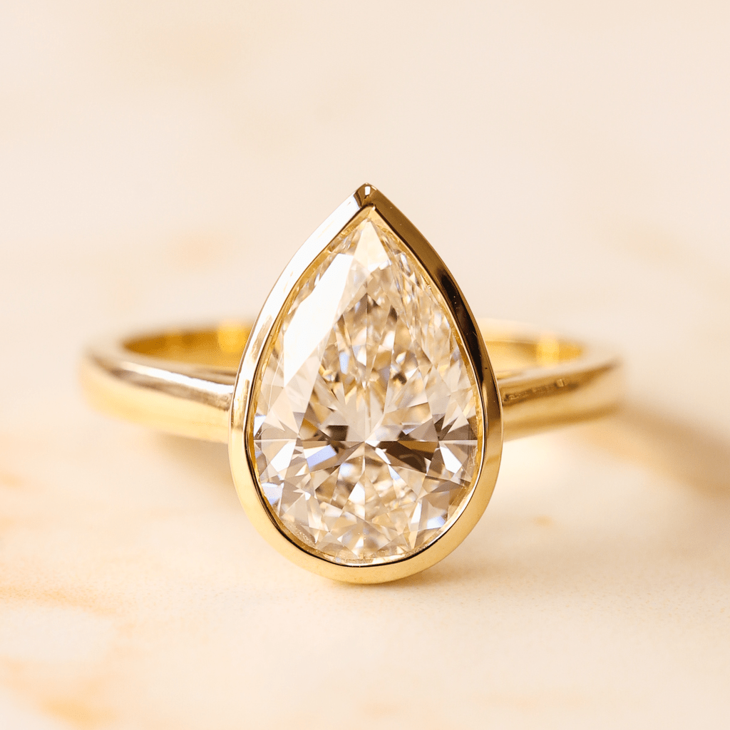 Anillo de Compromiso Bezel - The Bright Club
