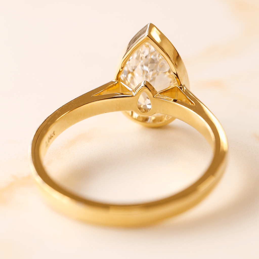 Anillo de Compromiso Bezel - The Bright Club