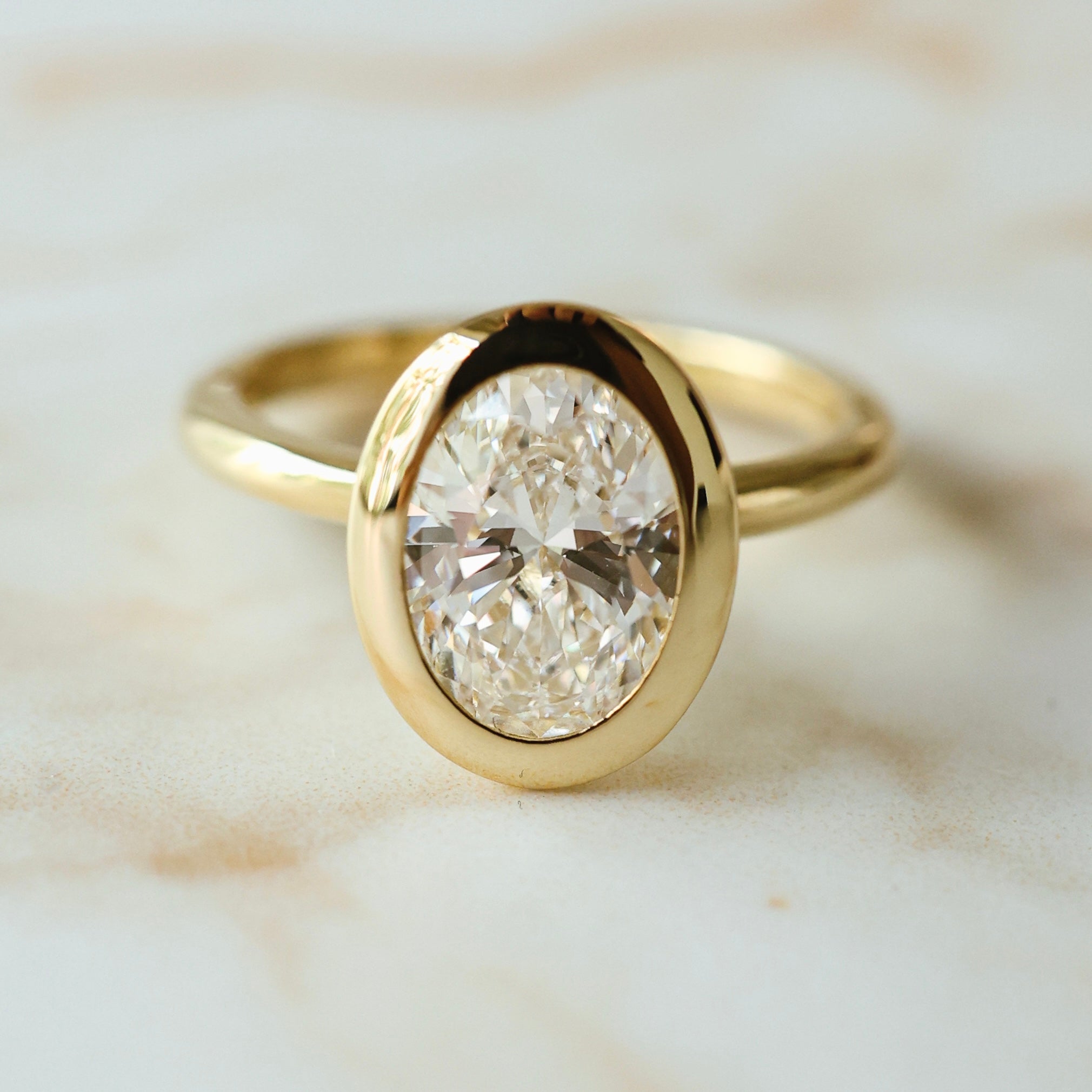 El diamante se muestra con 1.50cts