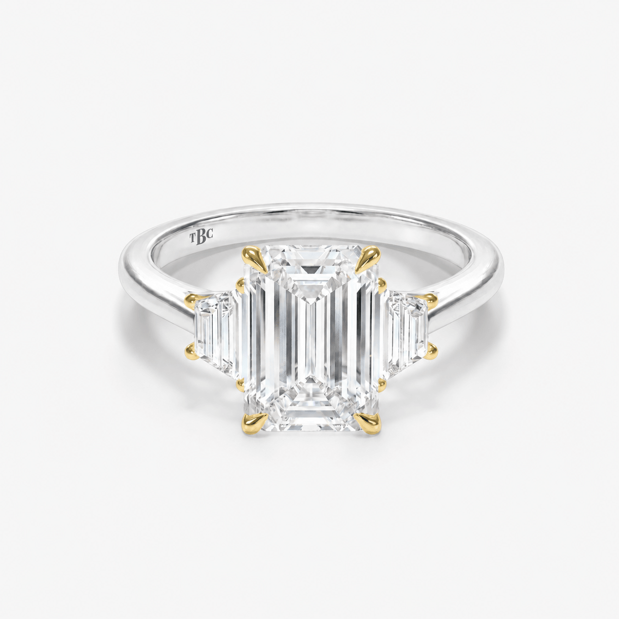Anillo Emerald Trilogía - The Bright Club