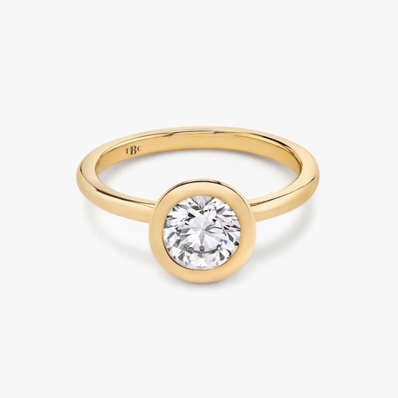 El diamante se muestra con 1.00cts