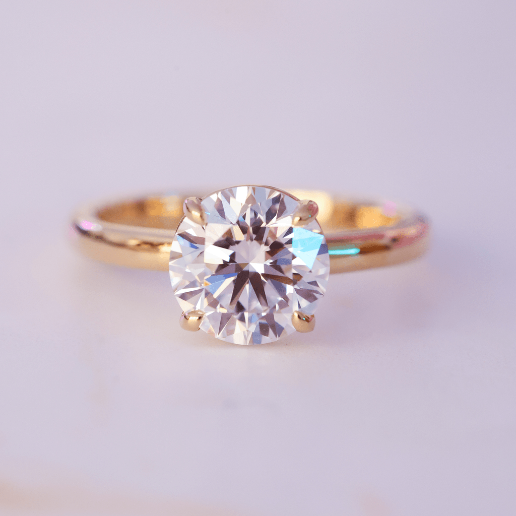 Anillo Duchess Emerald - The Bright Club