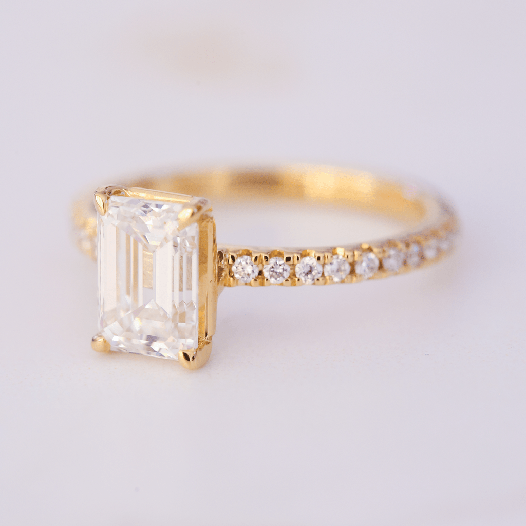 Anillo Infanta Emerald - The Bright Club