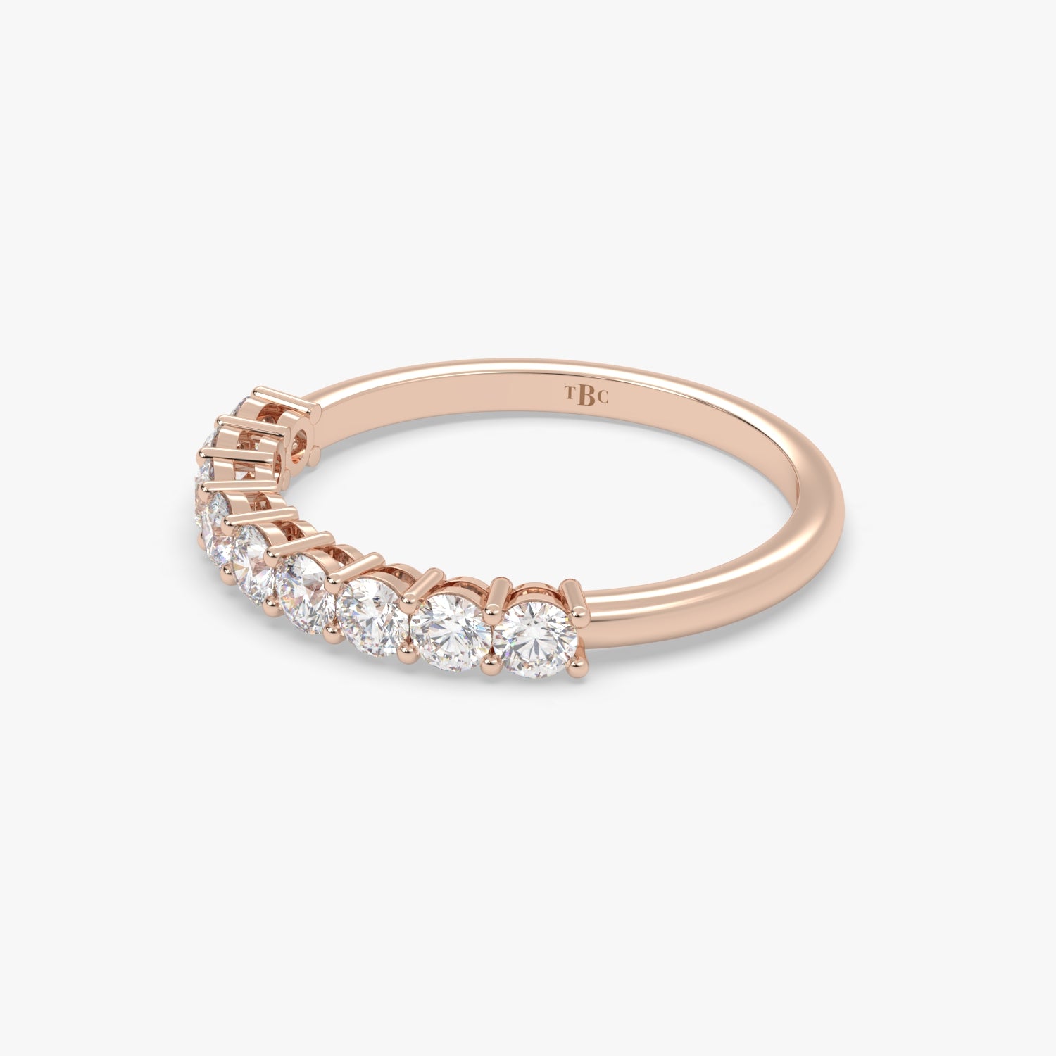 El diamante se muestra con 1.00cts