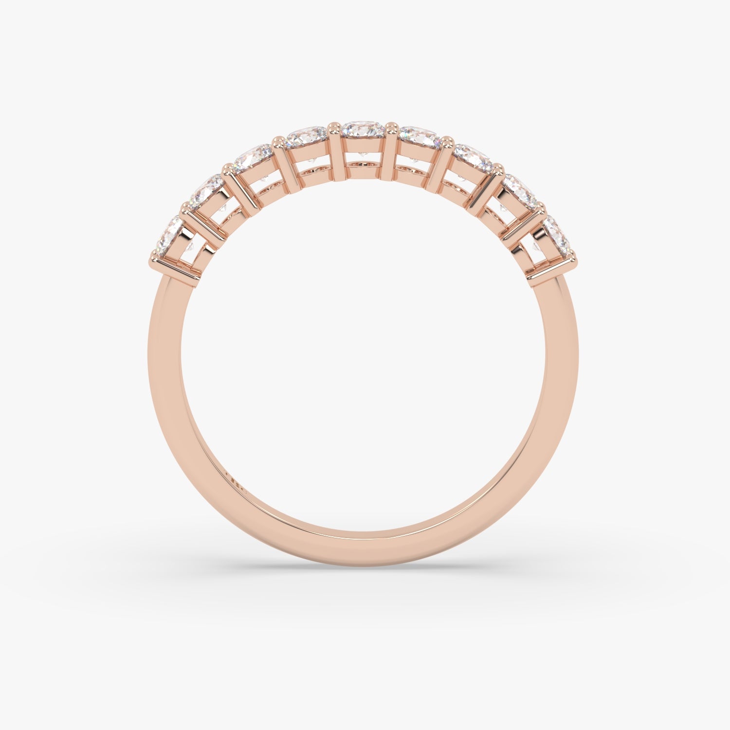 El diamante se muestra con 1.00cts