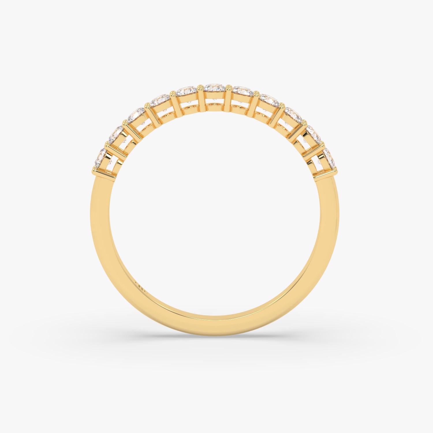 El diamante se muestra con 0.65cts