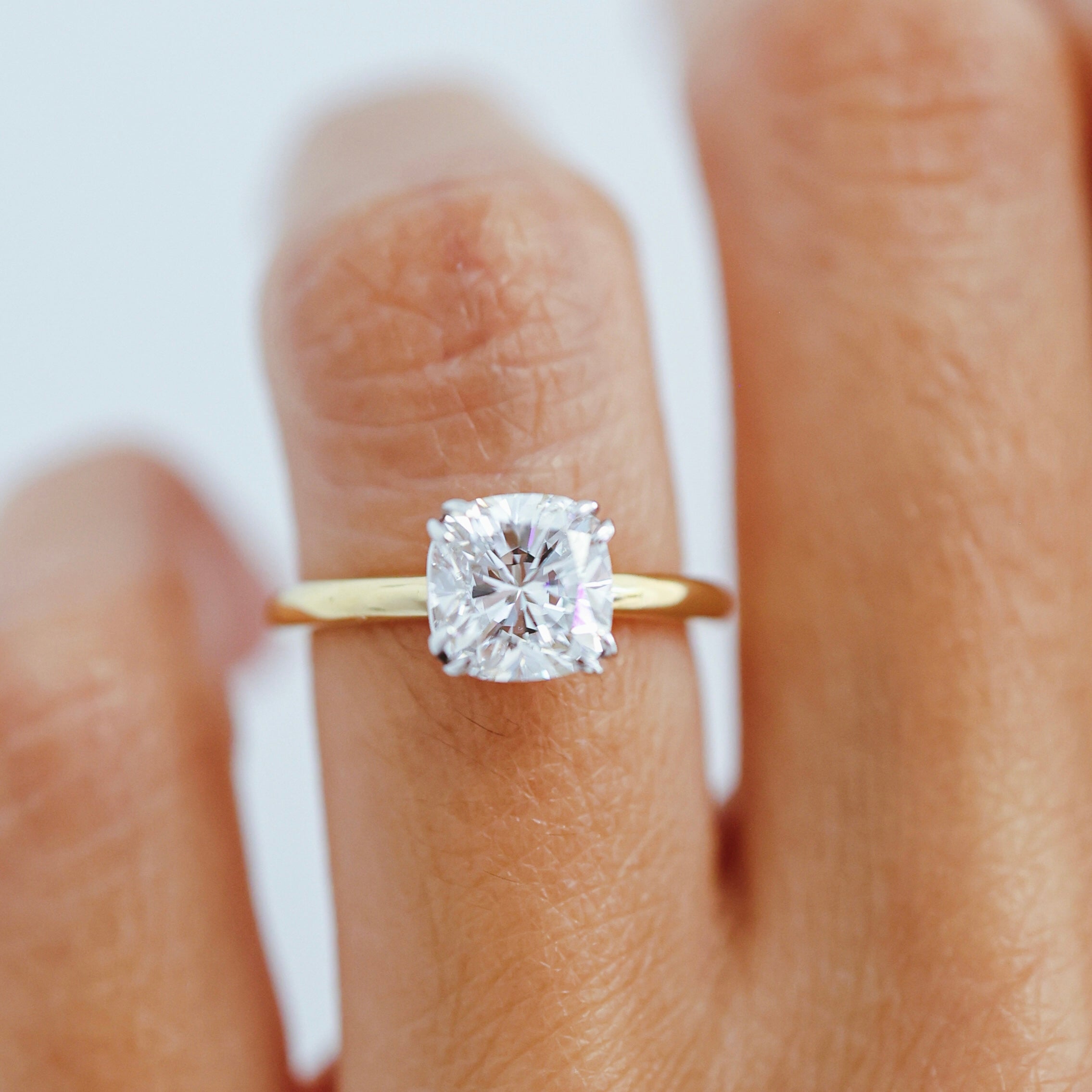 Anillo Sultana con diamante de laboratorio