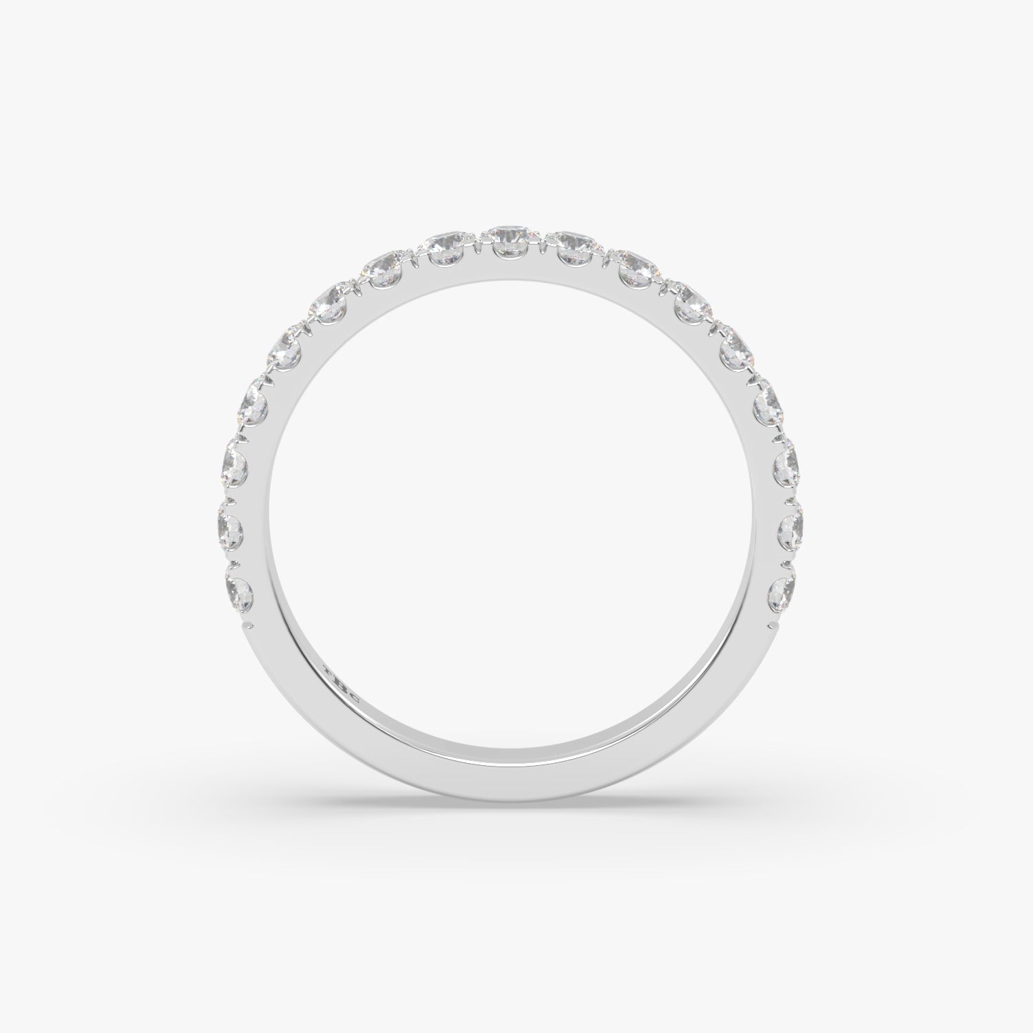 El diamante se muestra con 0.62cts