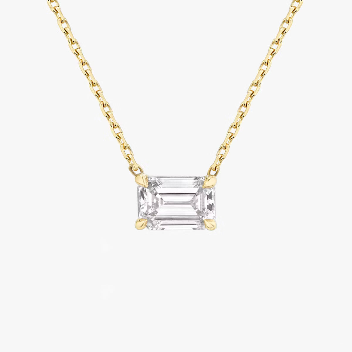 El diamante se muestra con 1.00cts