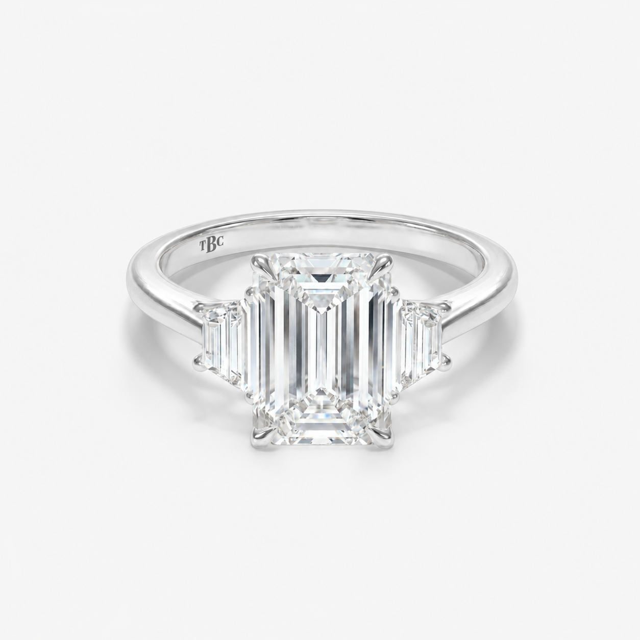 Anillo Emerald Trilogía - The Bright Club