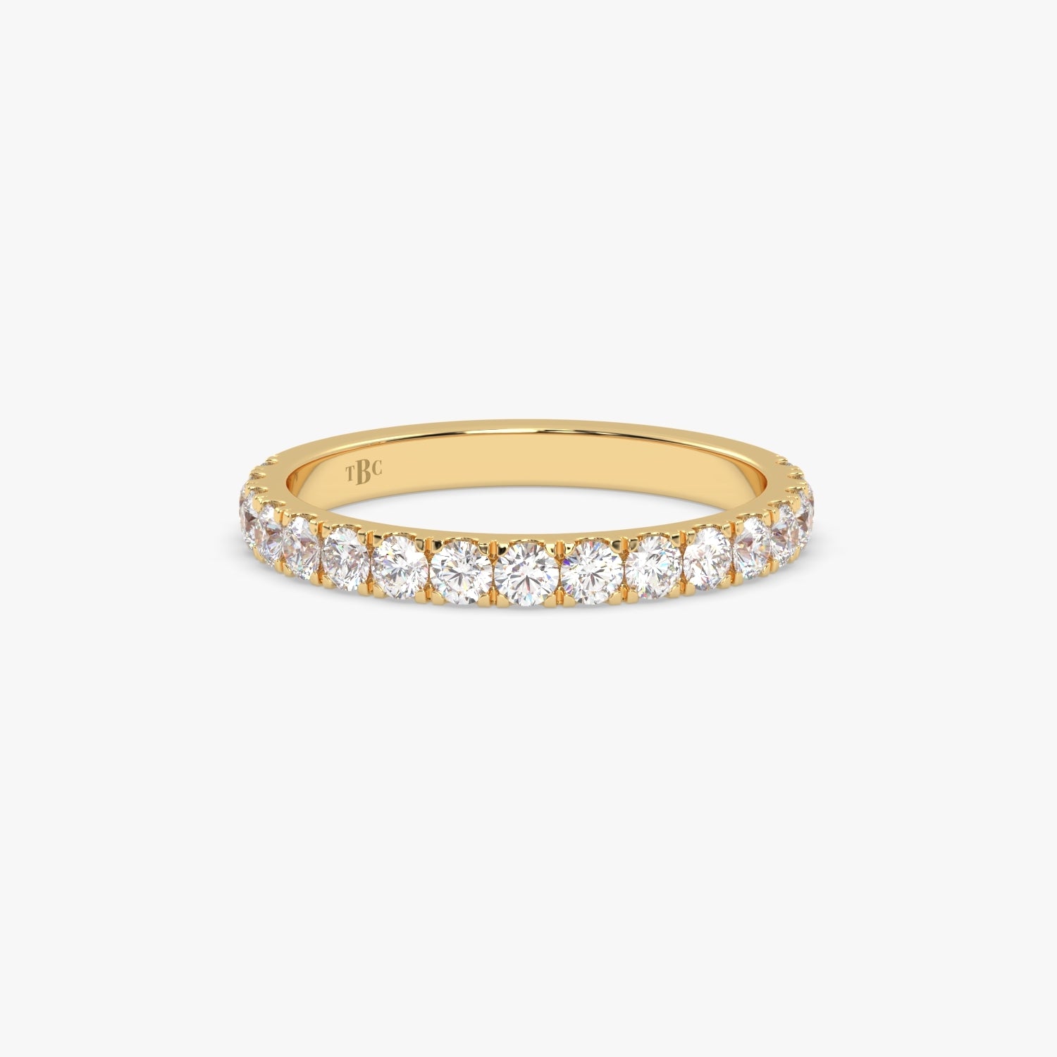 El diamante se muestra con 0.62cts