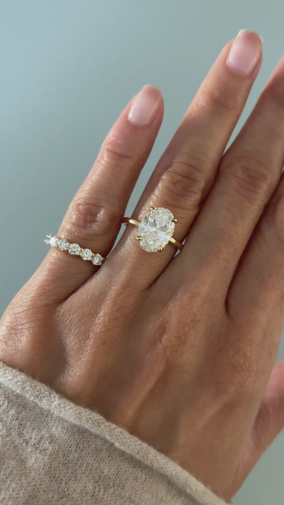 El diamante se muestra con 3.00cts