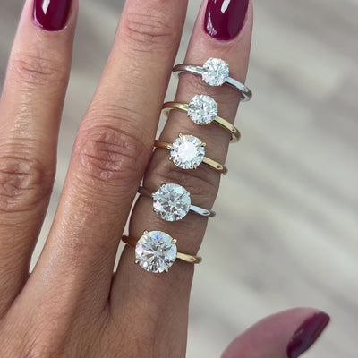 Se muestra con 0.70ct, 1.00ct, 1.50ct, 2.00ct y 2.50ct