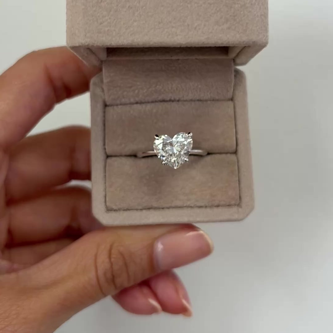 Se muestra con 3.00ct