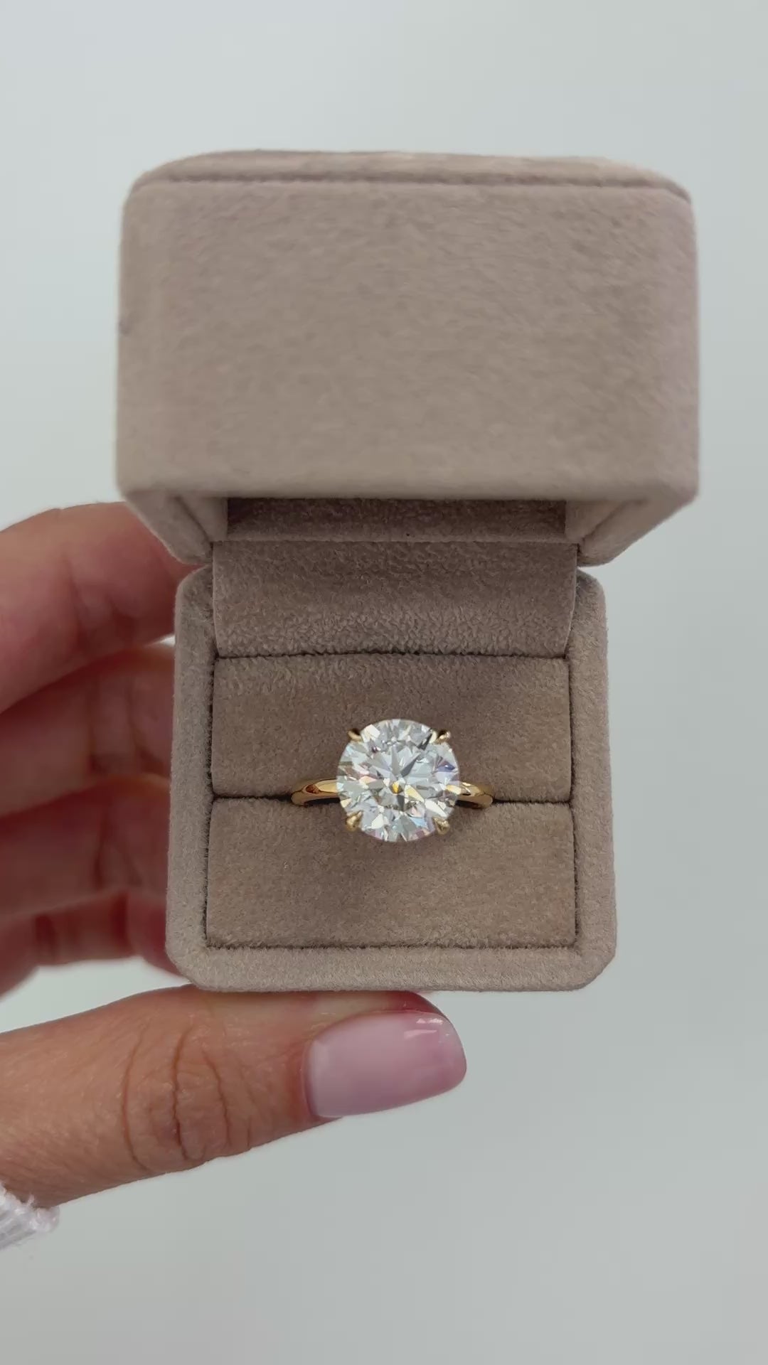 Anillo Baronesse