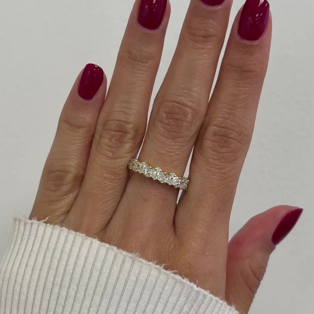 Pear Diamond Band