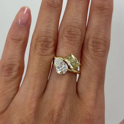 Se muestra diamante pera 1.50ct y diamante emerald 2.00ct  aproximadamente